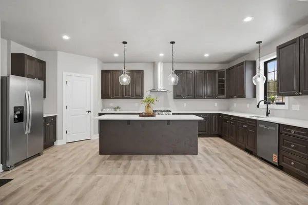 $899,900 | 8201 Castle Drive, Munster, IN 46321