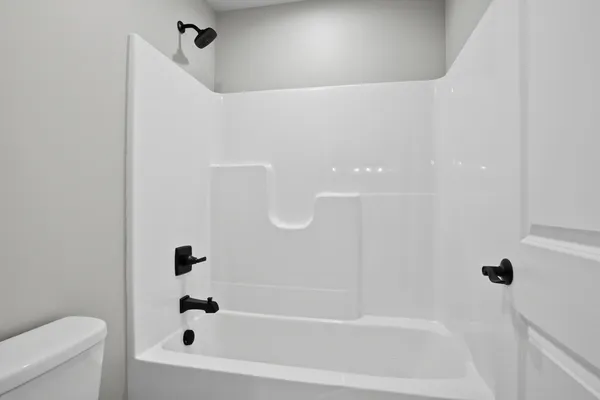 $899,900 | 8201 Castle Drive, Munster, IN 46321