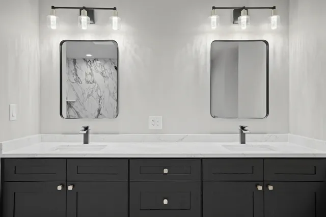 $899,900 | 8201 Castle Drive, Munster, IN 46321