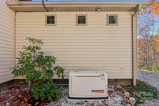 a view of a back yard of the house