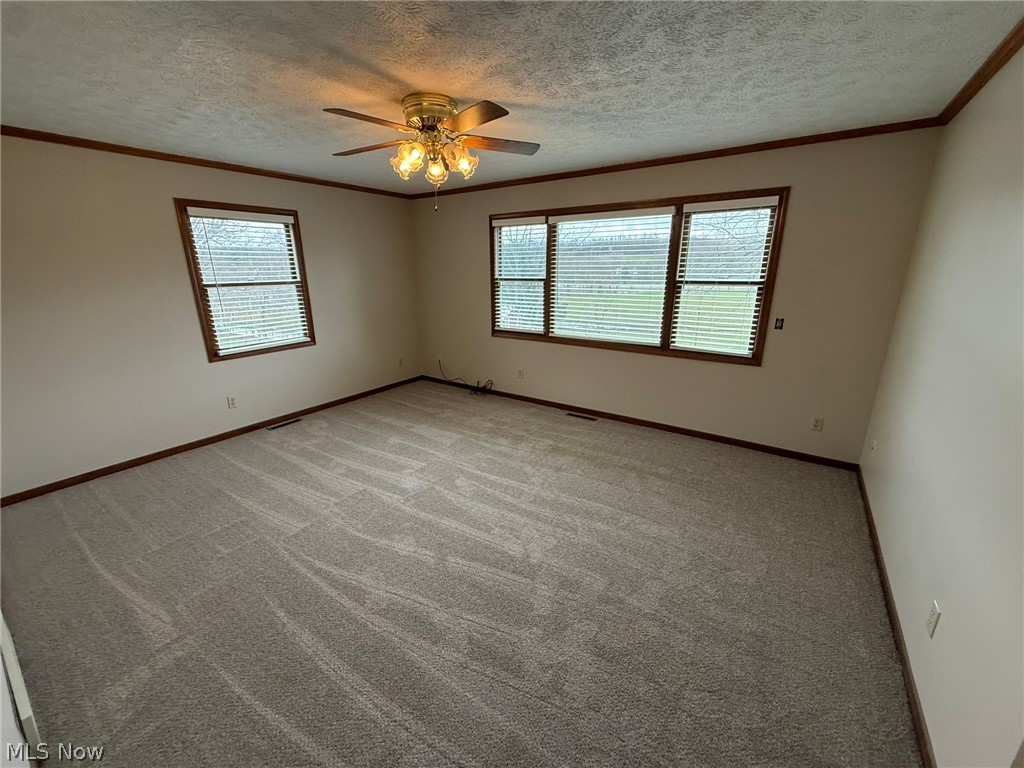 2286 Stonecreek Road New Philadelphia, OH 44663 - Photo 3 of 35
