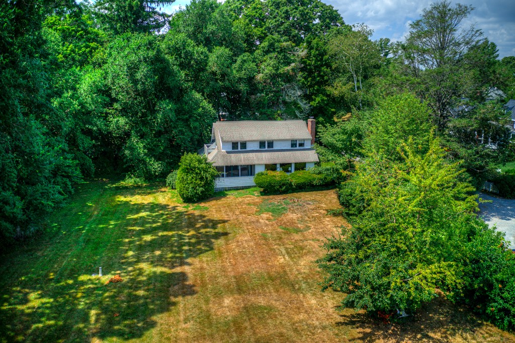 74 Adams Point Road Barrington, RI 02806 - Photo 8 of 38