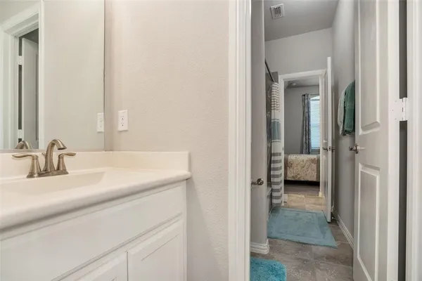 $4,700 | 7915 Sunflower Lane, Dallas, TX 75252