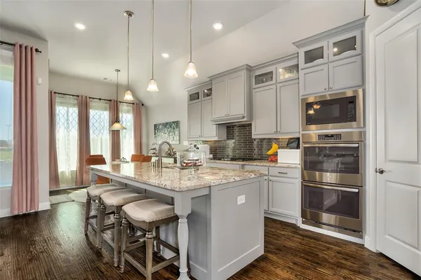 $4,700 | 7915 Sunflower Lane, Dallas, TX 75252