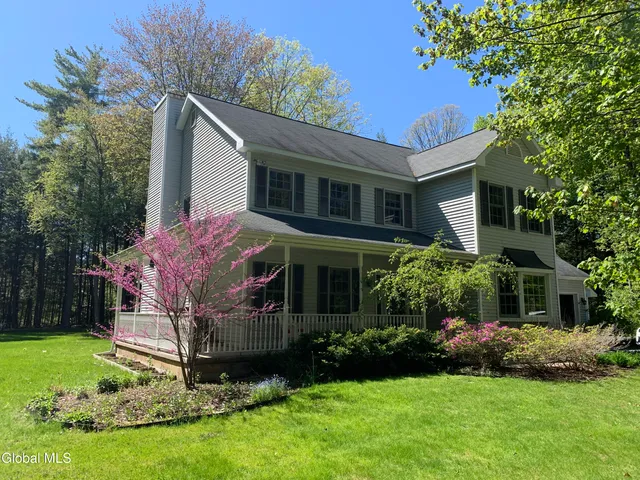 $3,750 | 8 Amanda Court, Wilton, NY 12866