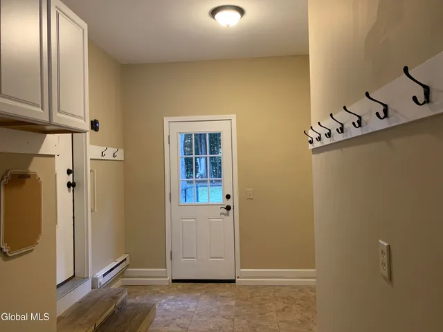 $3,750 | 8 Amanda Court, Wilton, NY 12866