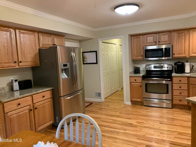 $3,750 | 8 Amanda Court, Wilton, NY 12866