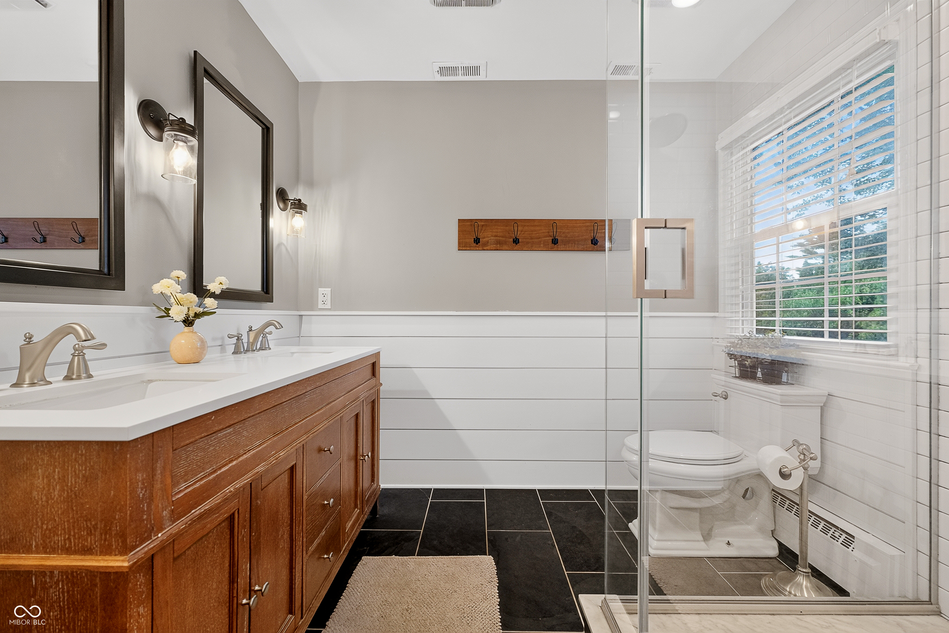 7215 Moorgate Road Indianapolis, IN 46250 - Photo 25 of 54 Gallery Image 25