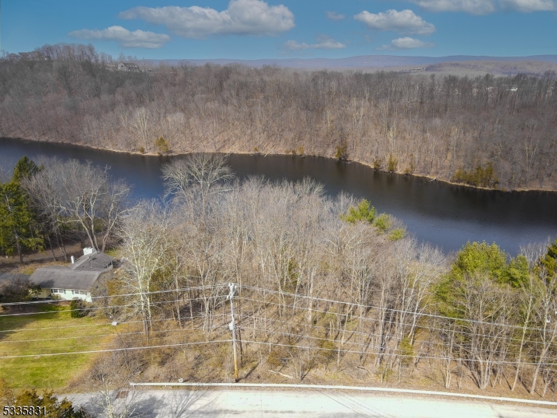 56 Beaver Run Road Wantage, NJ 07461 - Photo 3 of 7