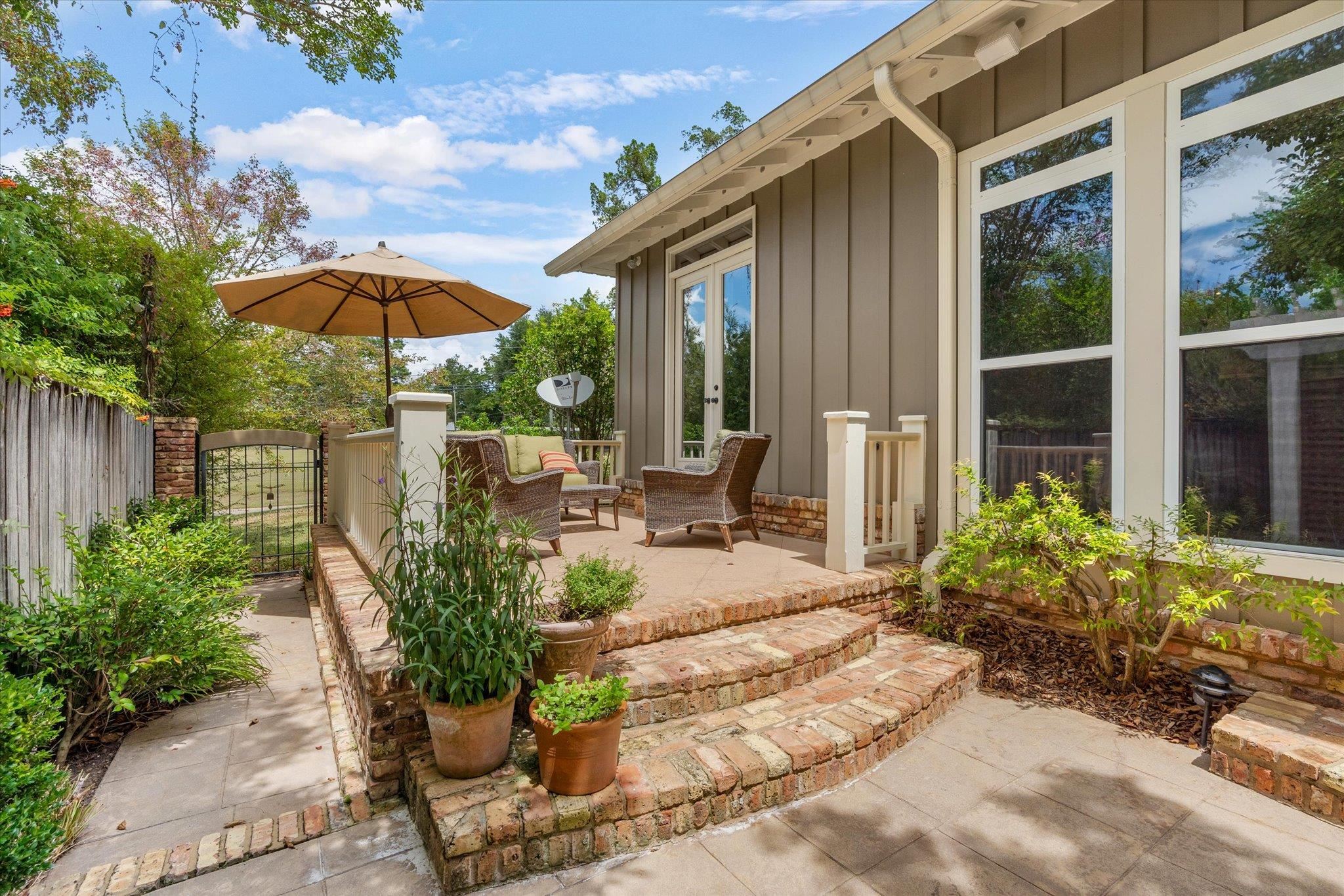 1419 6th Street Daphne, AL 36526 - Photo 23 of 30 Patio