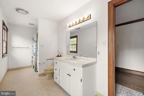 $985,000 | 915 Barley Drive, Wilmington, DE 19807