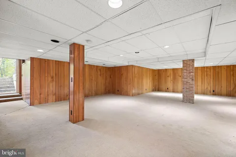 $985,000 | 915 Barley Drive, Wilmington, DE 19807