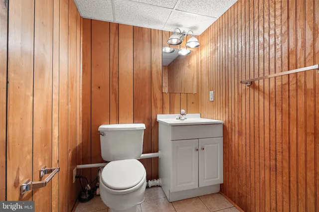 $985,000 | 915 Barley Drive, Wilmington, DE 19807