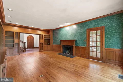 $985,000 | 915 Barley Drive, Wilmington, DE 19807