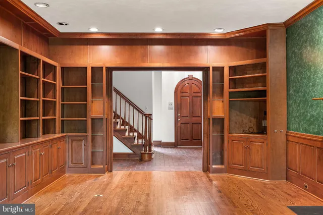 $985,000 | 915 Barley Drive, Wilmington, DE 19807