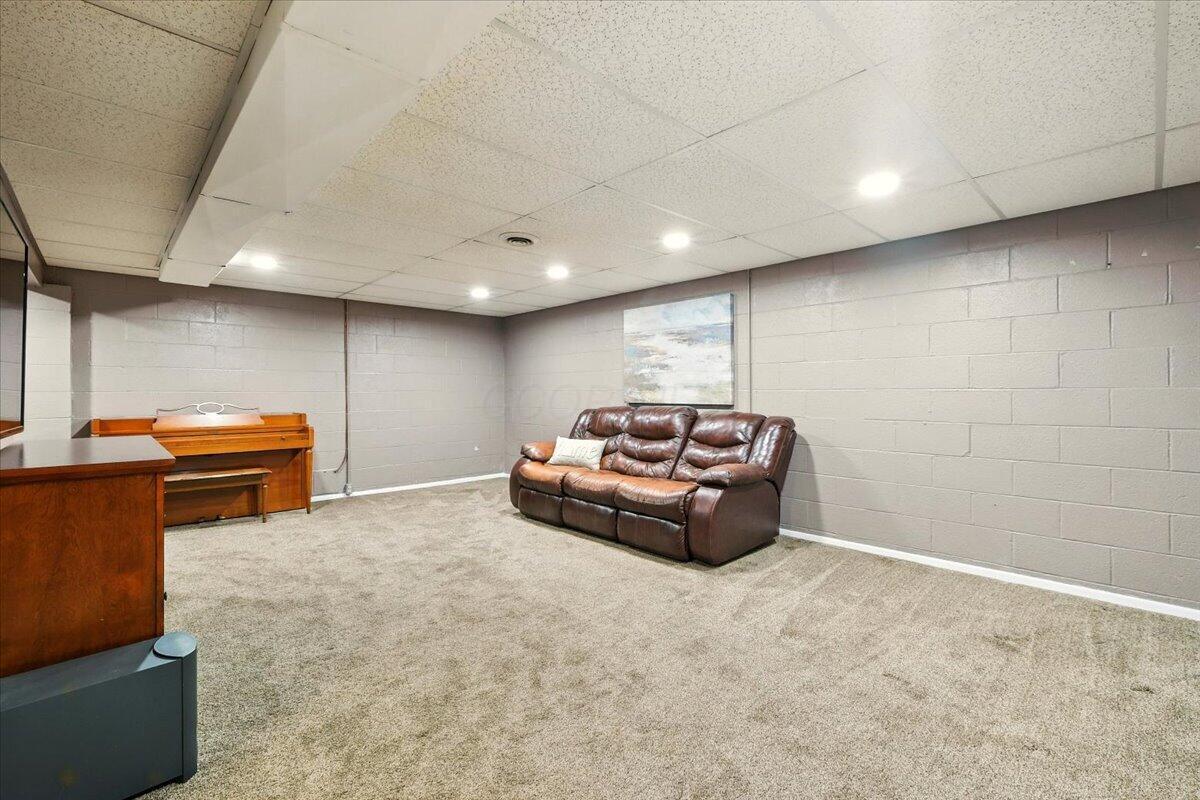 1150 Delwood Road Mansfield, OH 44905 - Photo 28 of 40 Finished Lower Level