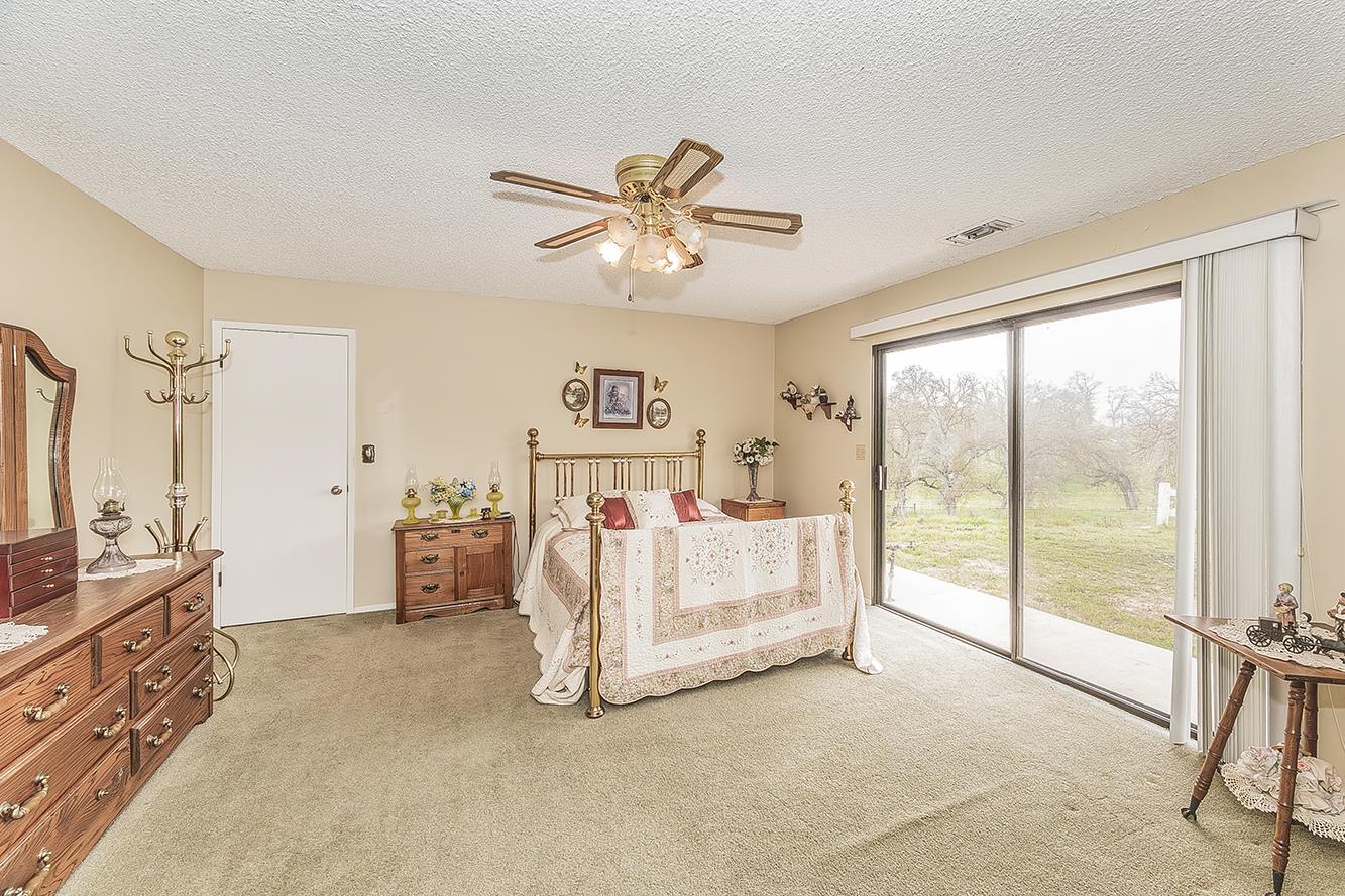 10562 Millerton Road Clovis, CA 93619 - Photo 20 of 49