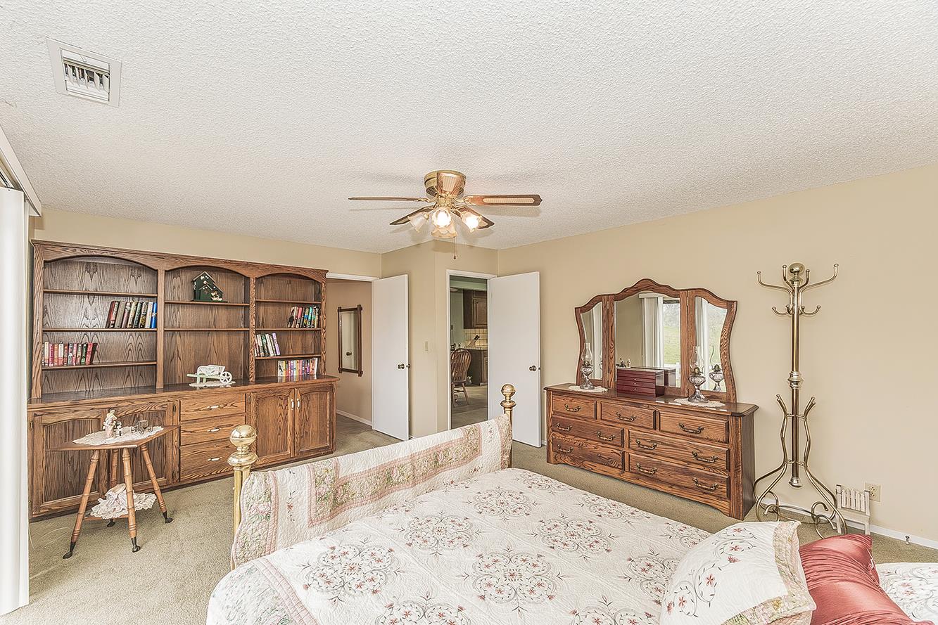 10562 Millerton Road Clovis, CA 93619 - Photo 22 of 49