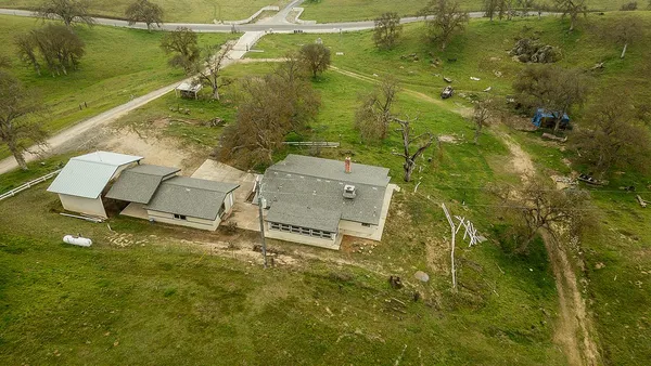 $489,900 | 10562 Millerton Road, Clovis, CA 93619