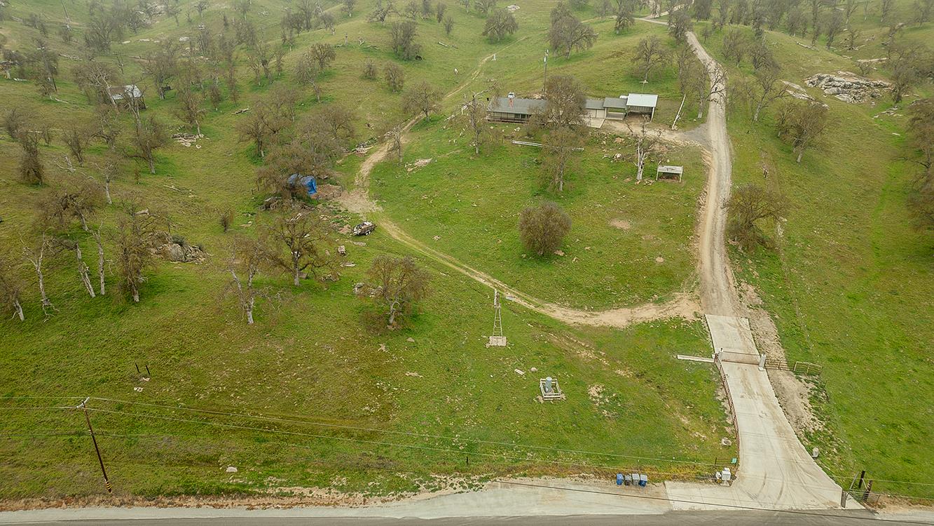 10562 Millerton Road Clovis, CA 93619 - Photo 46 of 49