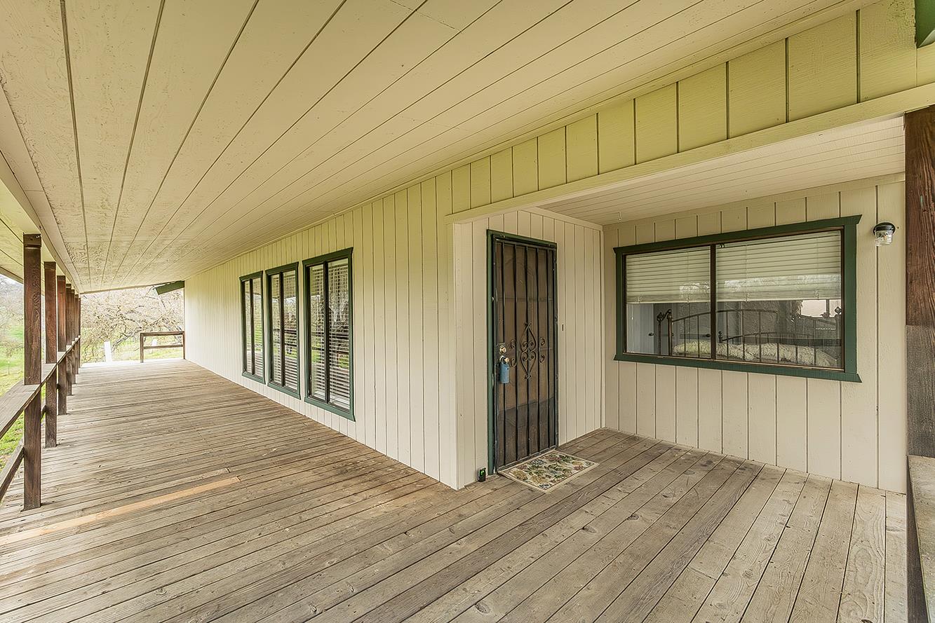 10562 Millerton Road Clovis, CA 93619 - Photo 5 of 49