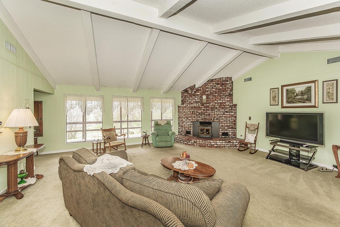 10562 Millerton Road Clovis, CA 93619 - Photo 7 of 49