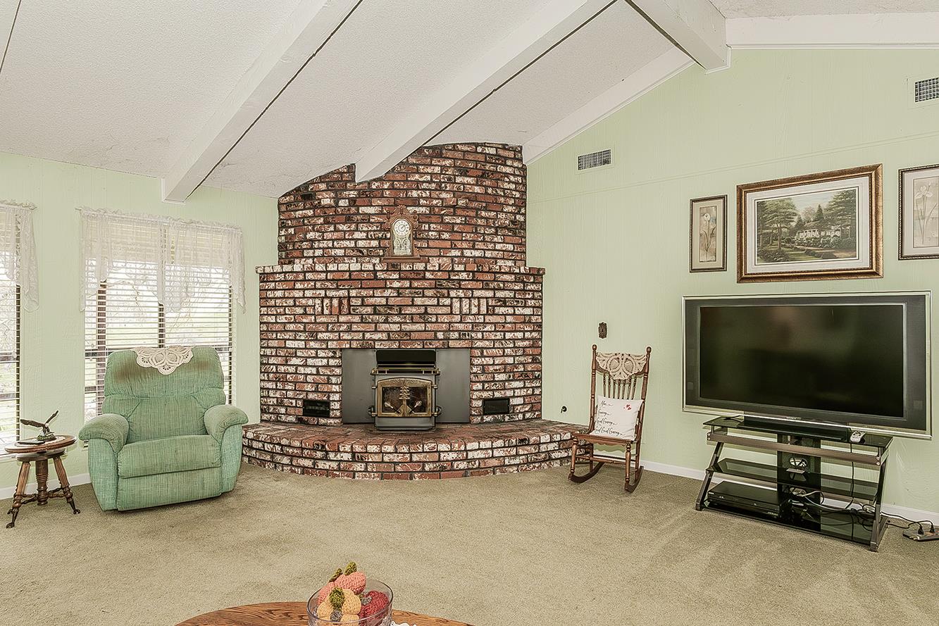 10562 Millerton Road Clovis, CA 93619 - Photo 8 of 49