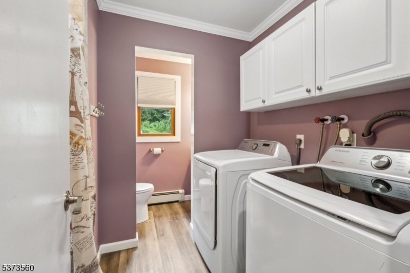 179 Mudtown Road Wantage, NJ 07461 - Photo 18 of 39 a utility room with dryer and washer