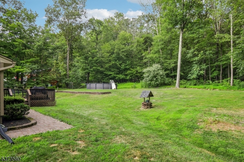 179 Mudtown Road Wantage, NJ 07461 - Photo 31 of 39 a view of a park with a bench