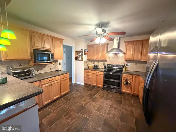 $575,000 | 604 A Street, Pasadena, MD 21122