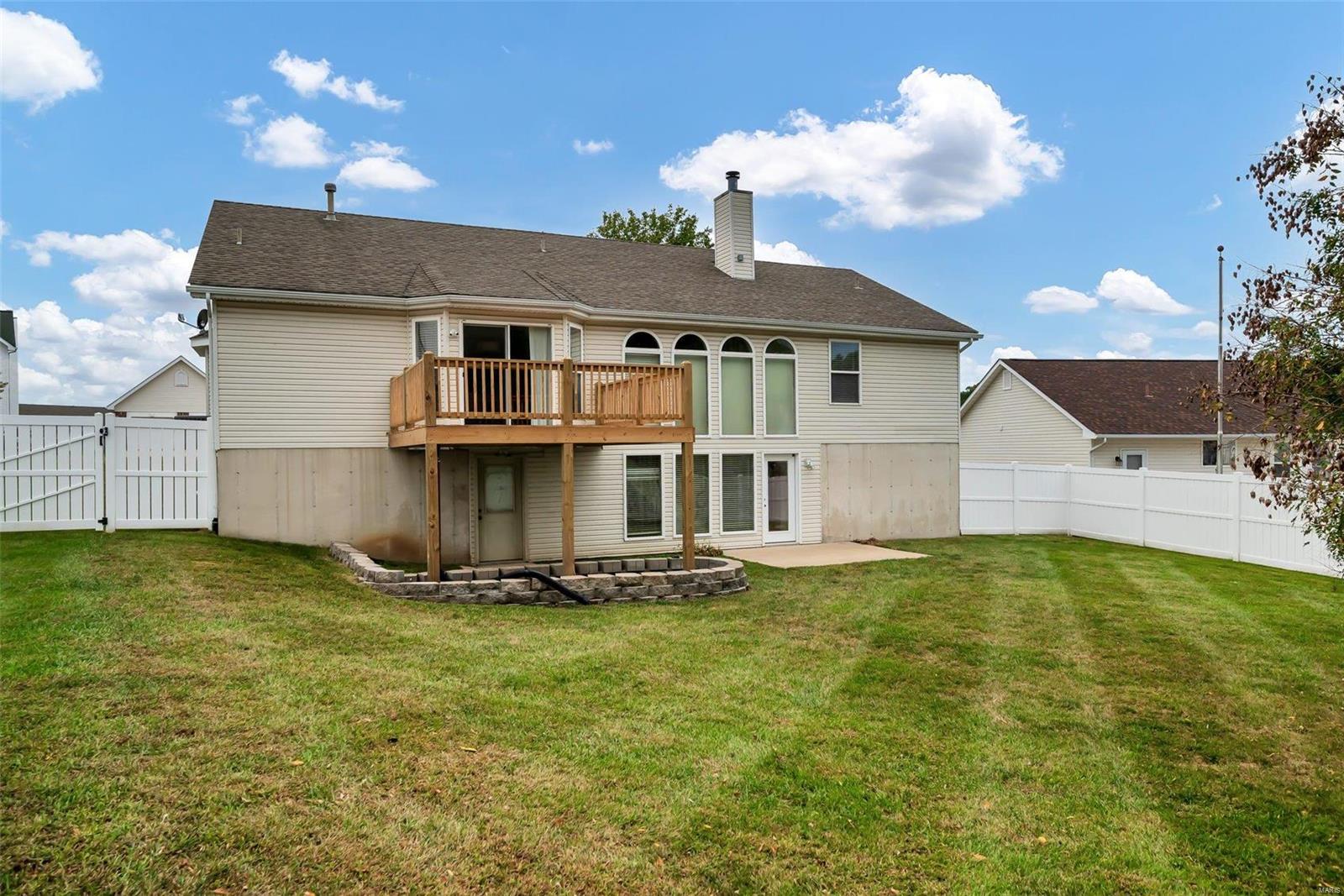 6 Pinehurst Ridge Court O'Fallon, MO 63366 - Photo 3 of 31