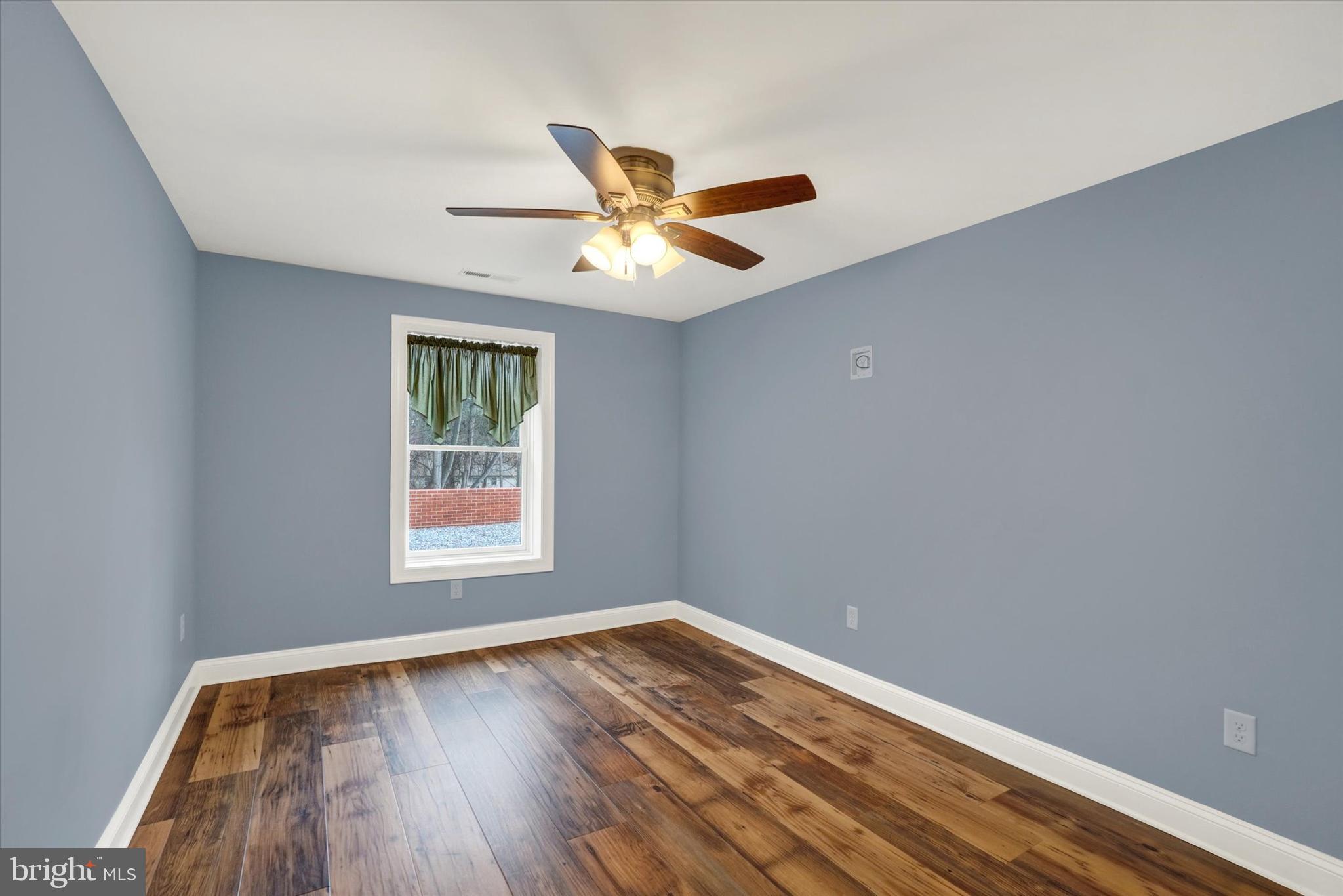 3833 Pleasant Valley Road York, PA 17406 - Photo 38 of 66 2nd bedroom