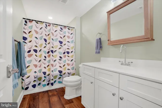 $899,900 | 3833 Pleasant Valley Road, York, PA 17406