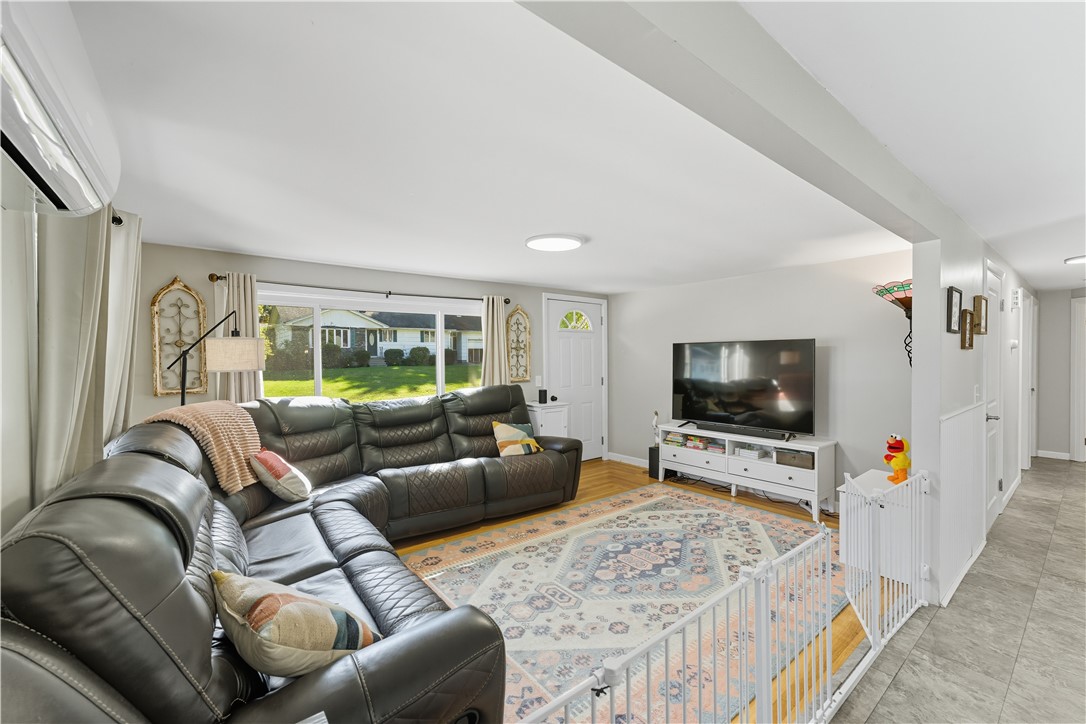 50 Litzen Road North Smithfield, RI 02896 - Photo 8 of 32 Gallery Image 8