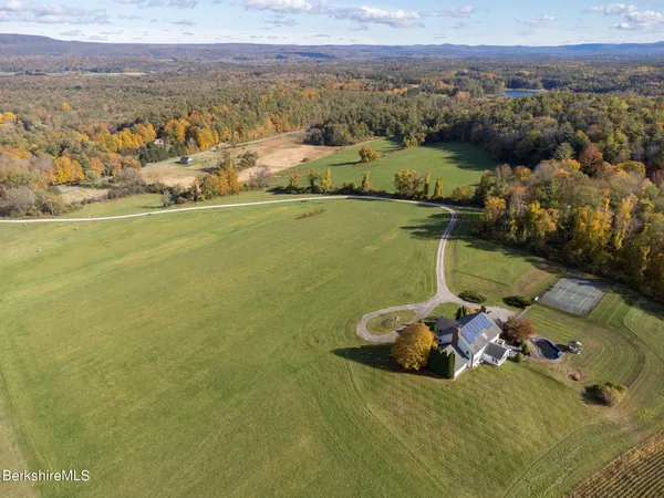 $2,495,000 | 84 B North Undermountain Road, Egremont, MA 01230