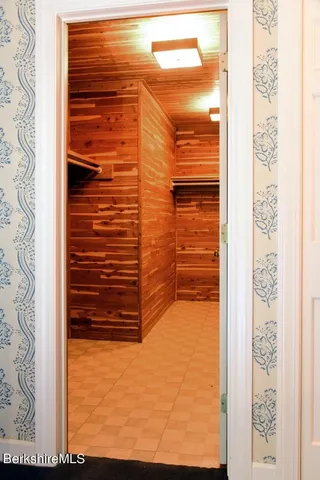 $2,495,000 | 84 B North Undermountain Road, Egremont, MA 01230