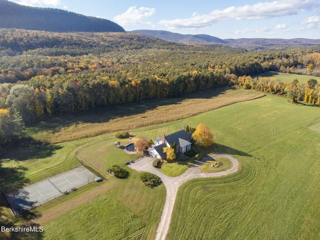 $2,495,000 | 84 B North Undermountain Road, Egremont, MA 01230