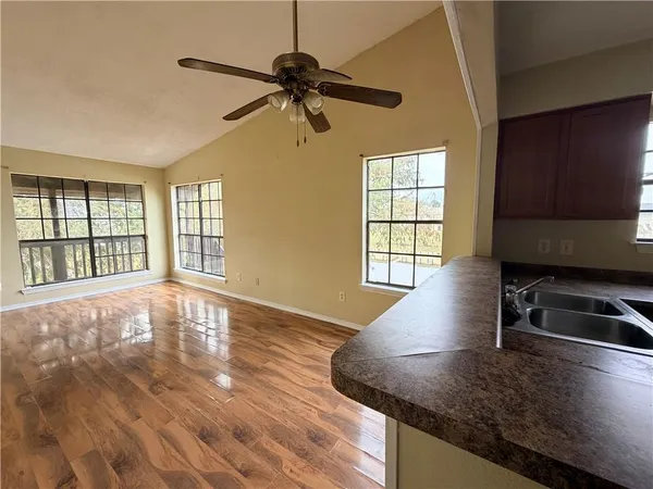 $85,000 | 714 Fairfax Drive, Unit 119, Gretna, LA 70056