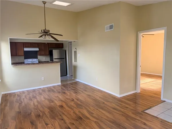 $85,000 | 714 Fairfax Drive, Unit 119, Gretna, LA 70056