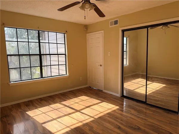 $85,000 | 714 Fairfax Drive, Unit 119, Gretna, LA 70056