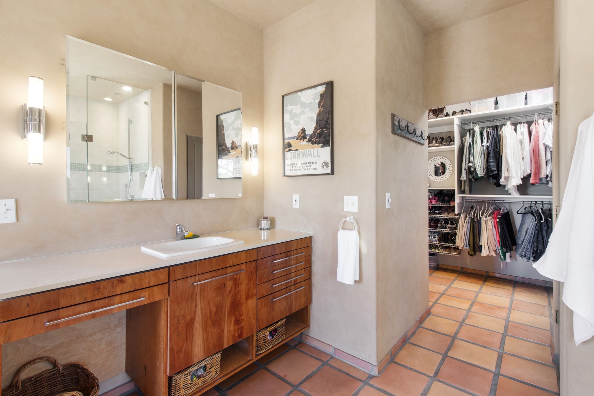 23 Monterey Road Santa Fe, NM 87508 - Photo 11 of 23 Primary bath with double sinks and large walk-in closet
