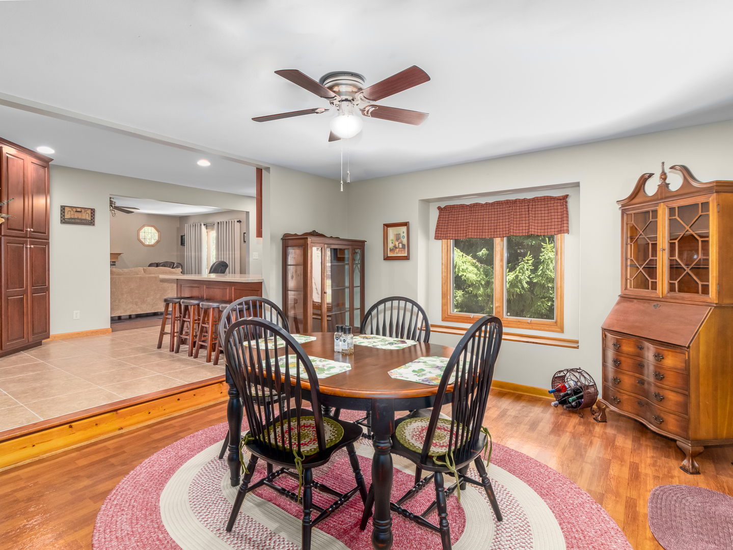 14 J Street Plano, IL 60545 - Photo 11 of 32