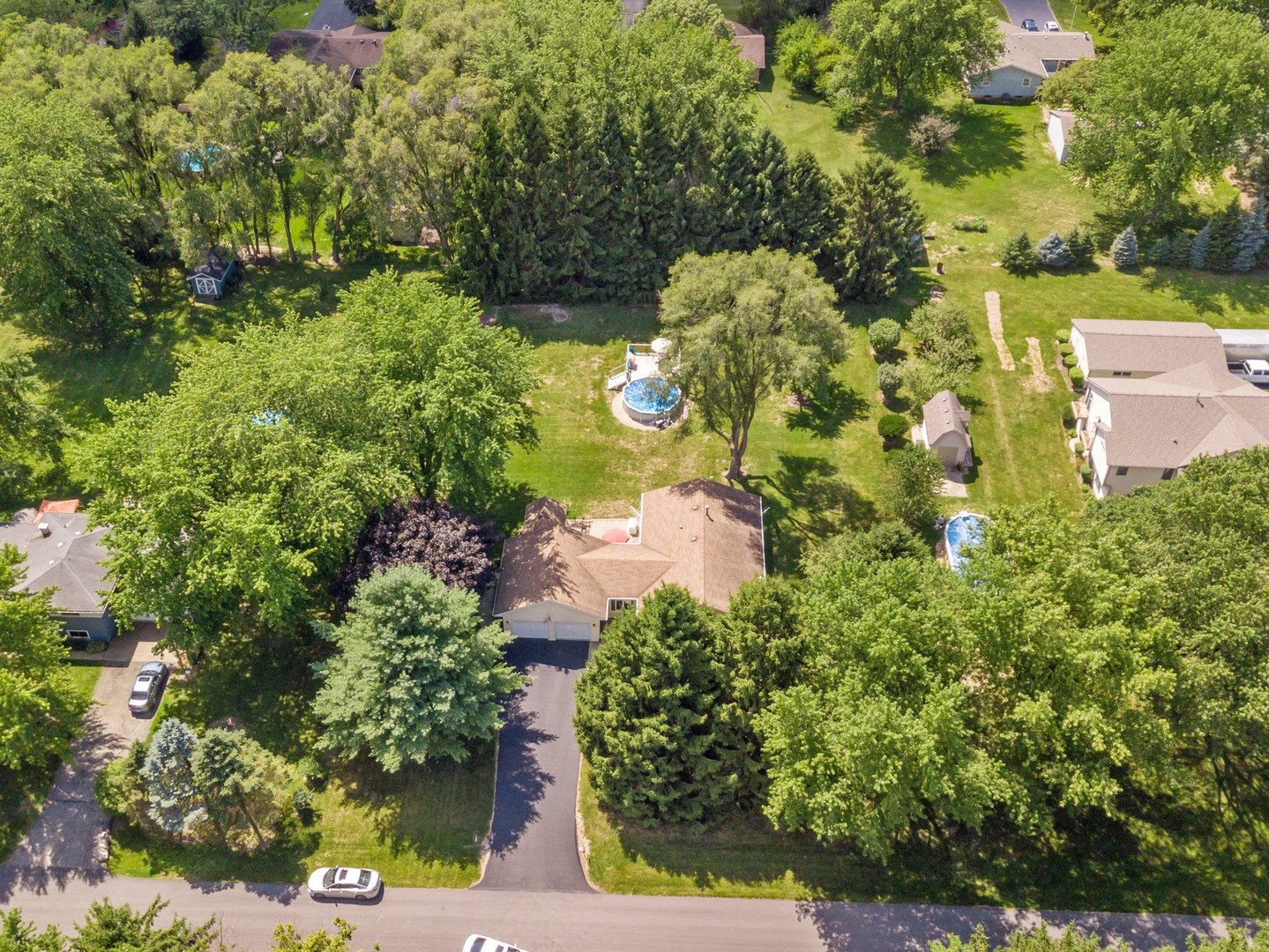 14 J Street Plano, IL 60545 - Photo 4 of 32