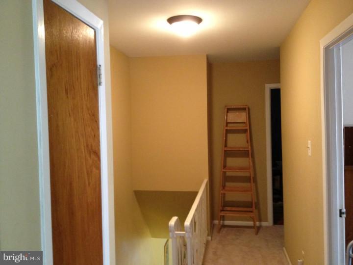 376 Rennard Street Philadelphia, PA 19116 - Photo 18 of 22 Hallway
