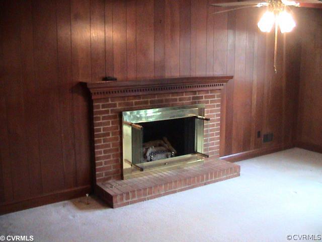 311 Burnwick Road Richmond, VA 23227 - Photo 7 of 12 Den/Family/Great Room