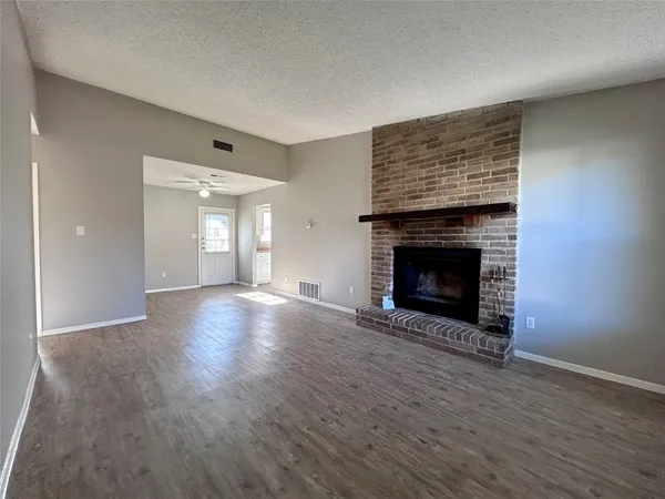 $1,500 | 10409 Golden Meadow Drive, Unit B, Austin, TX 78758