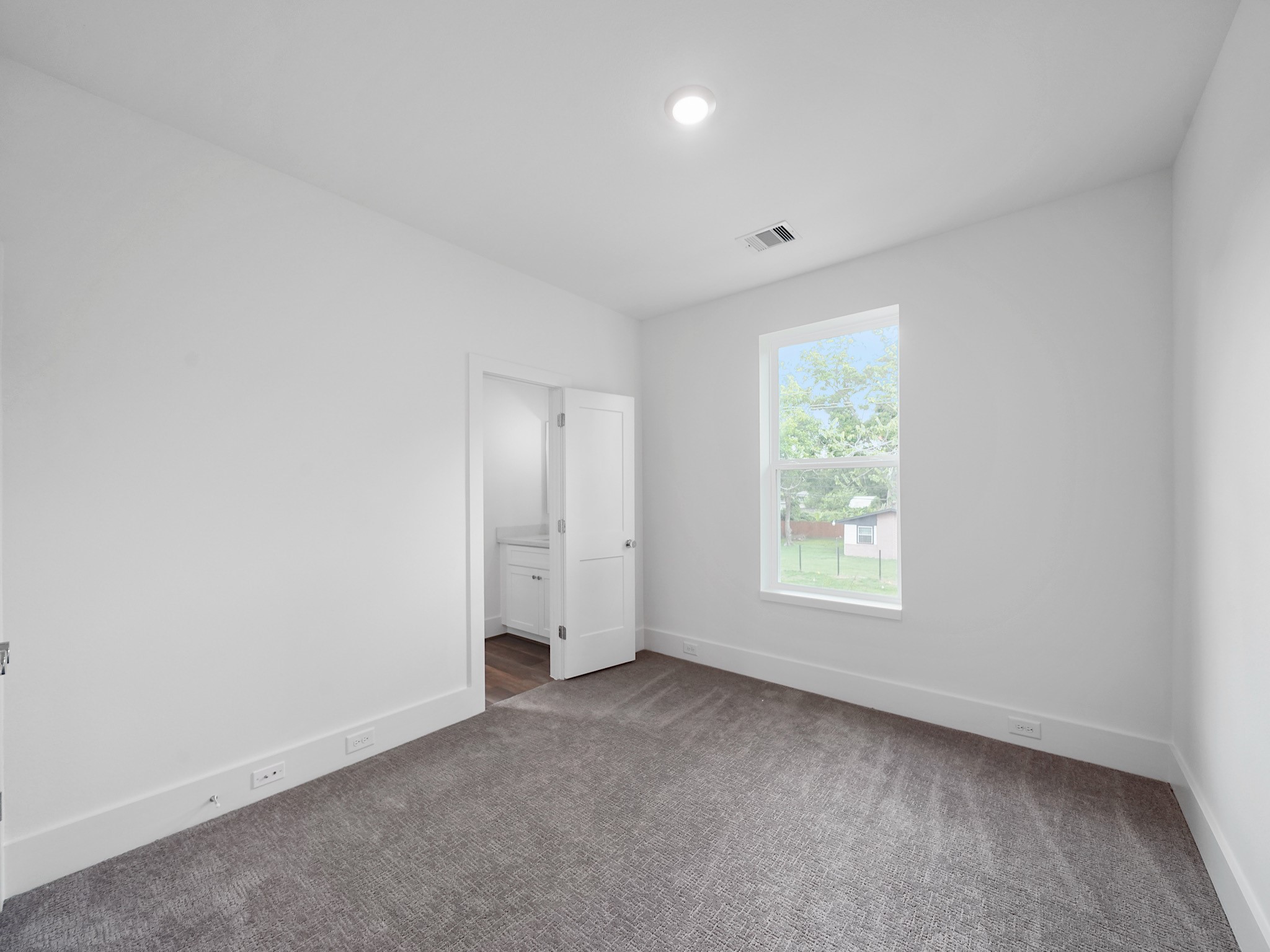 7502 Carver Road, Unit C Houston, TX 77088 - Photo 16 of 33 Photo Disclaimer: Photos are representative of the community and may depict a similar floor plan, model home, or previously completed residence.