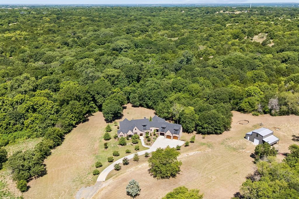 468 Andrew's Road Ennis, TX 75119 - Photo 3 of 40 Gallery Image 3