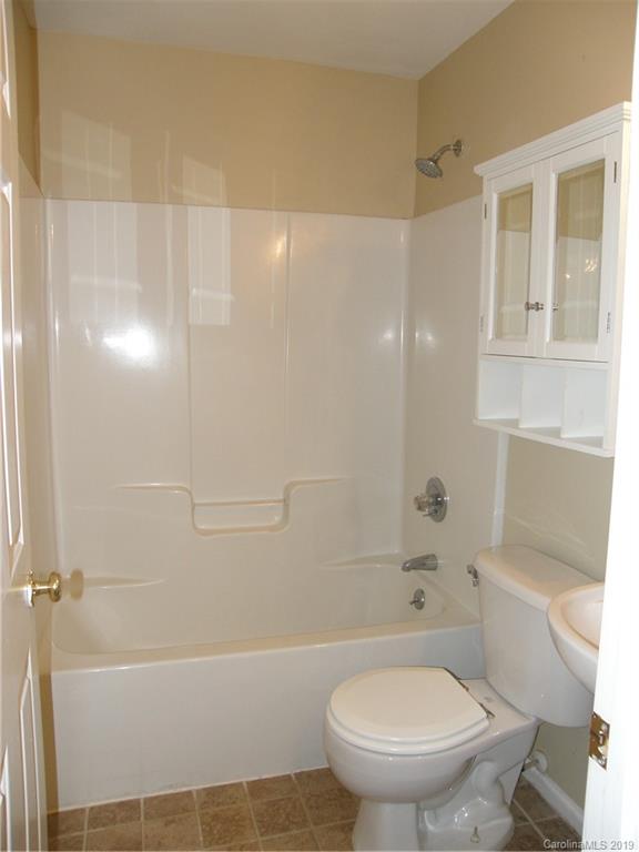 386 Maple Ridge Circle Salisbury, NC 28147 - Photo 8 of 25
