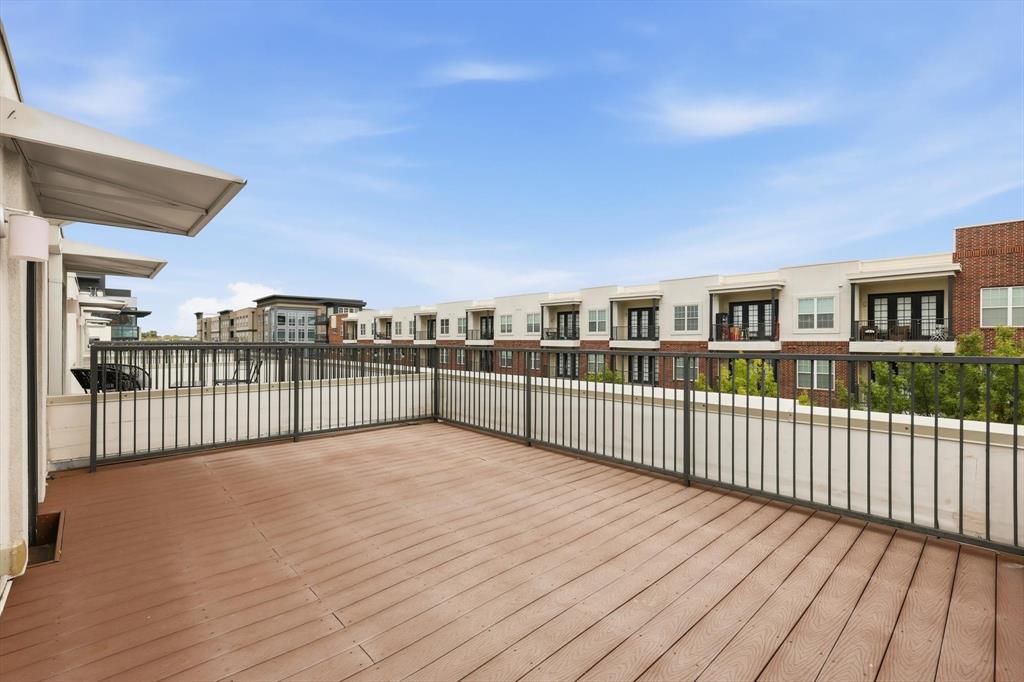 4110 Fairmount Street, Unit 1017 Dallas, TX 75219 - Photo 30 of 35 a view of a terrace